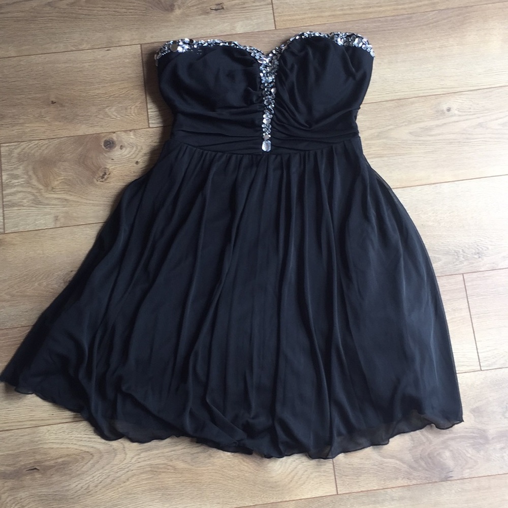 Speechless size 11 Strapless Dress